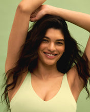 Load image into Gallery viewer, MARIA NILA PURIFYING CLEANSE EXFOLIATING SERUM
